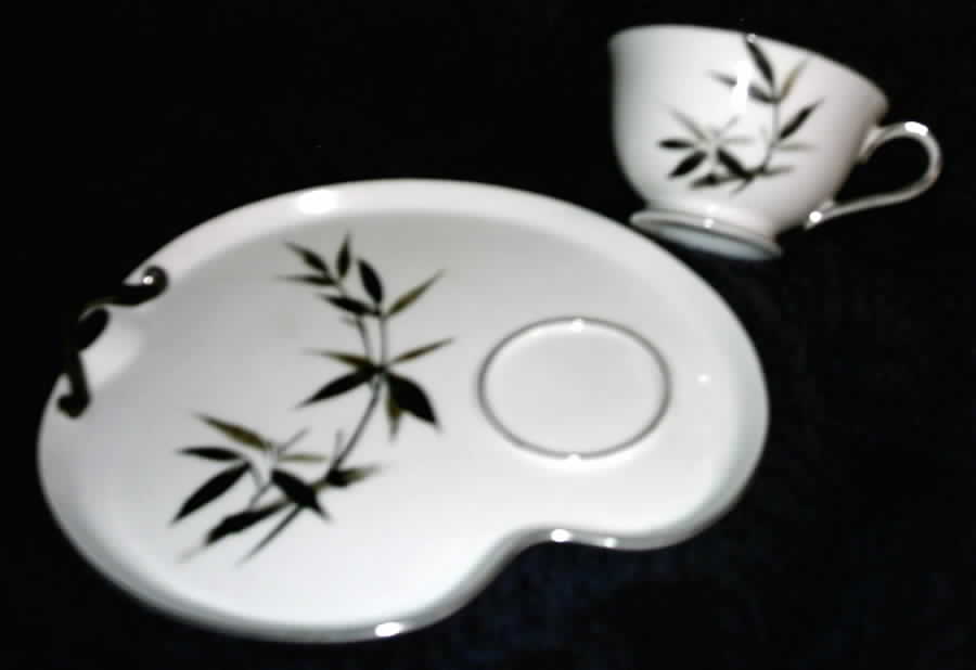 T1115 Snack Plate & Cup Set by Gold China-1