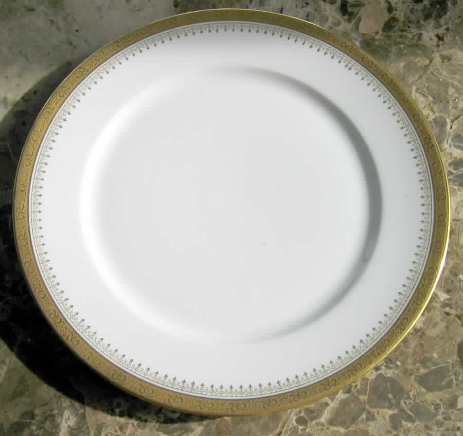 Gue440 Dinner Plate by WM Guerin-1