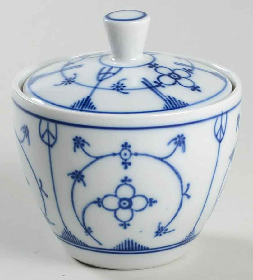 Gkc3 Sugar Bowl & Lid by Gareis, Kuhnl & Co-1