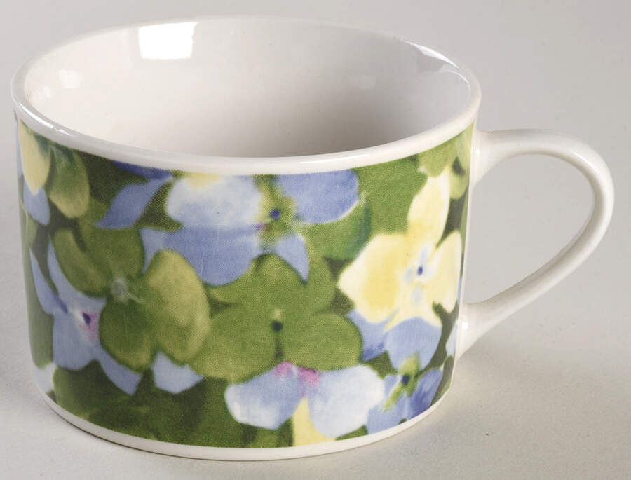 Summer Hydrangea Flat Cup by Gibson Designs-1