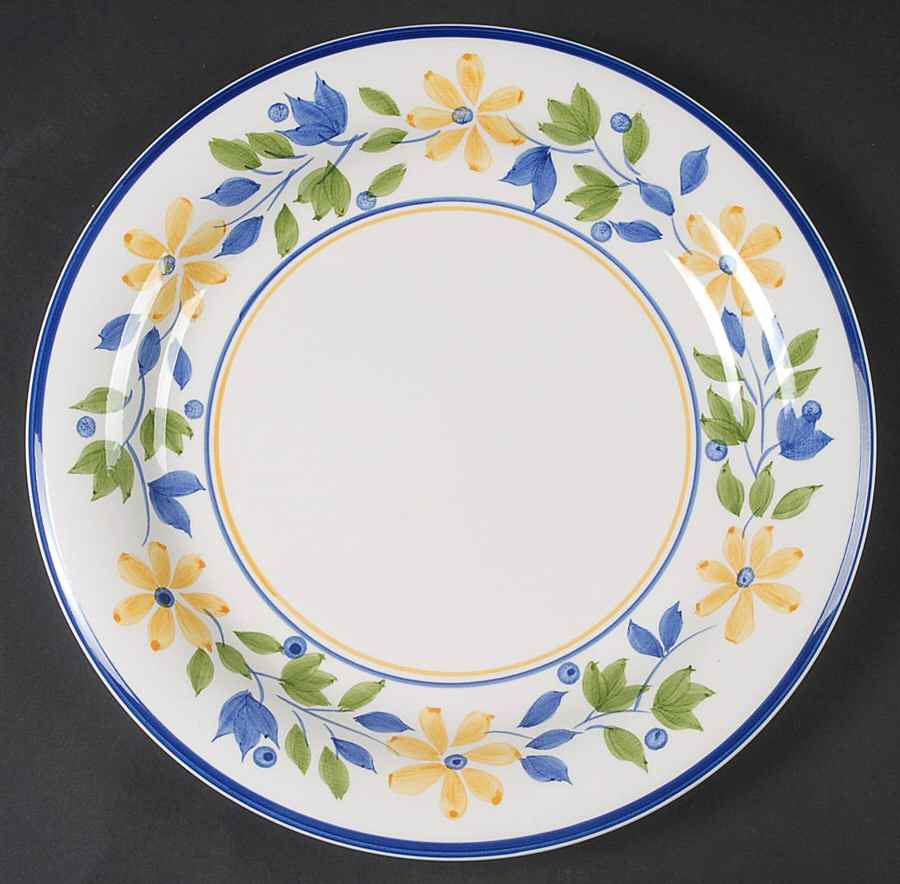 Petit Jardin Dinner Plate by Gibson Designs-1