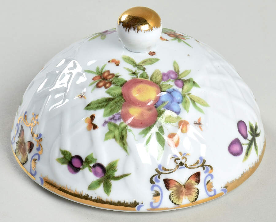 Yorkshire Lid for 4" Round Box by Godinger-1