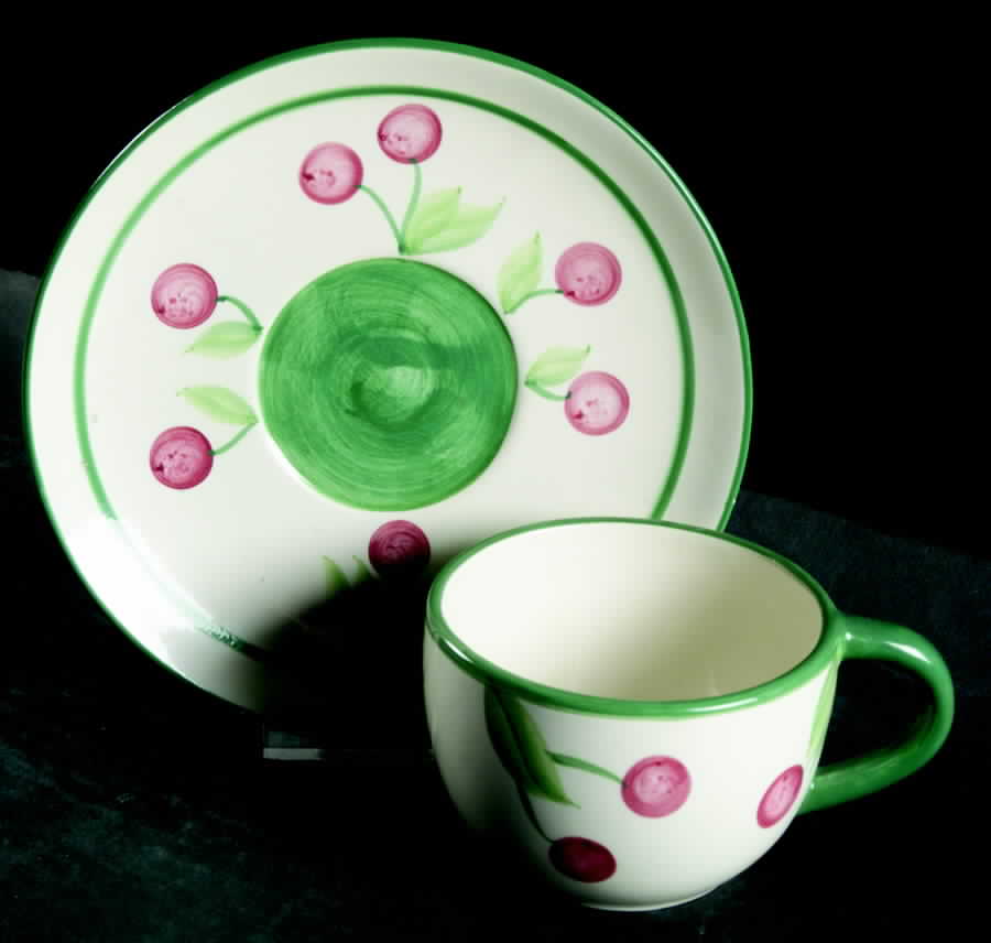 GAN8 Flat Cup & Saucer Set by Ganz-1