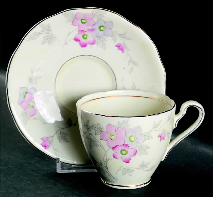 5441 Flat Cup & Saucer Set by Gladstone-1