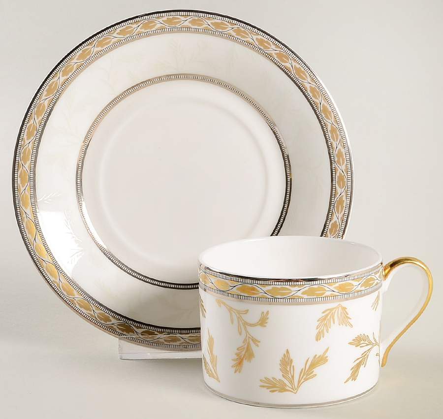 Aurora Flat Cup & Saucer Set by Ginori 1735-1