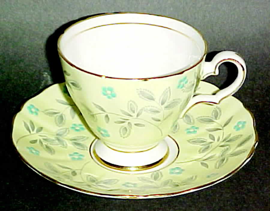 D505 Footed Cup & Saucer Set by Grosvenor-1