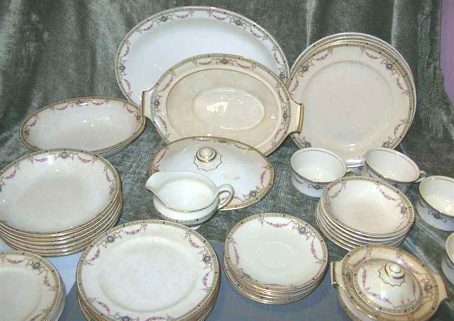 GEO387 Dinner Plate by WS George-1