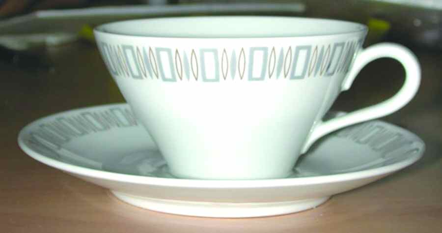 GIN160 Flat Cup & Saucer Set by Ginori 1735-1