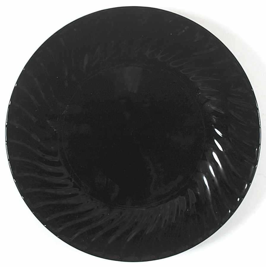 Aria Black Dinner Plate by Gibson Designs-1