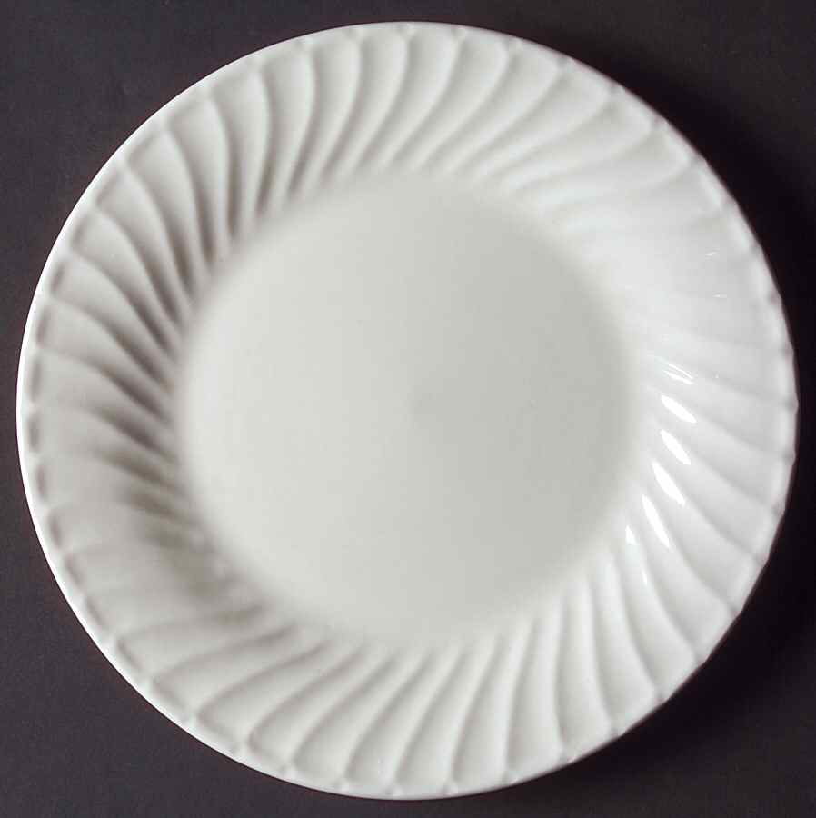 Aria White Dinner Plate by Gibson Designs-1