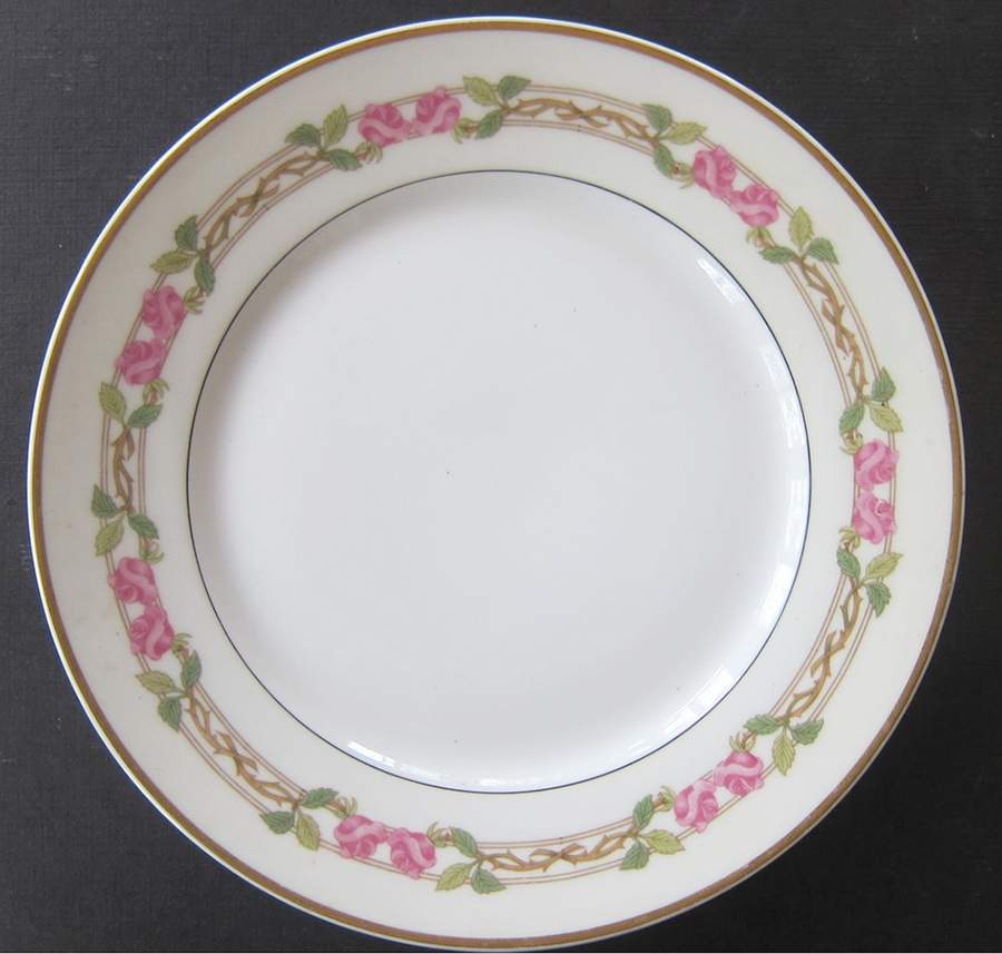 GUE482 Luncheon Plate by WM Guerin-1