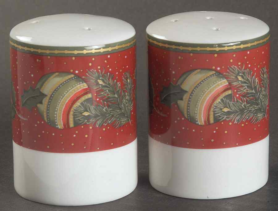 Boughs of Holly Salt & Pepper Set by Gibson Designs-1