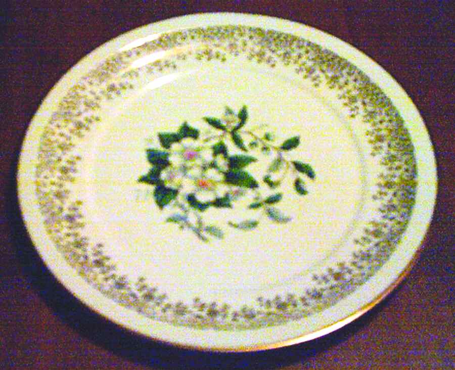 Dogwood Dinner Plate by Georgian China-1
