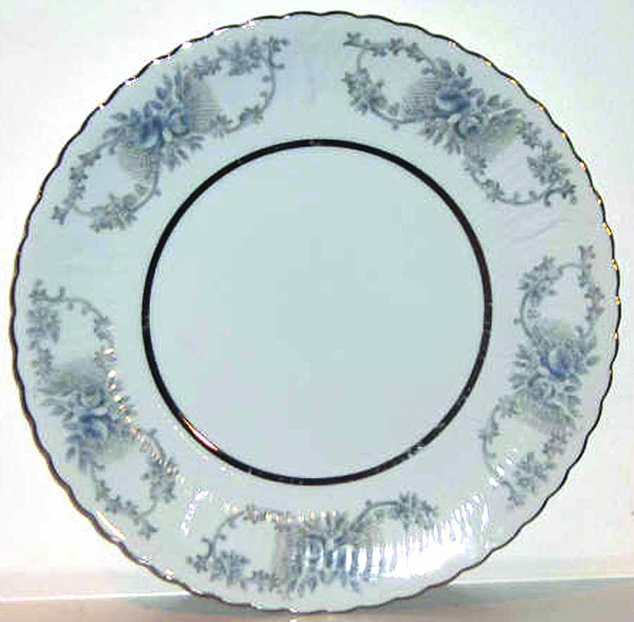 GOC47 Dinner Plate by Gold China-1