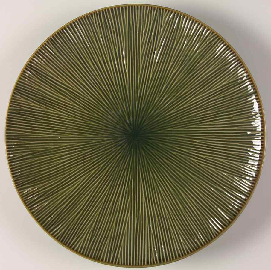 Lotus Leaf Green Dinner Plate by Gibson Designs-1
