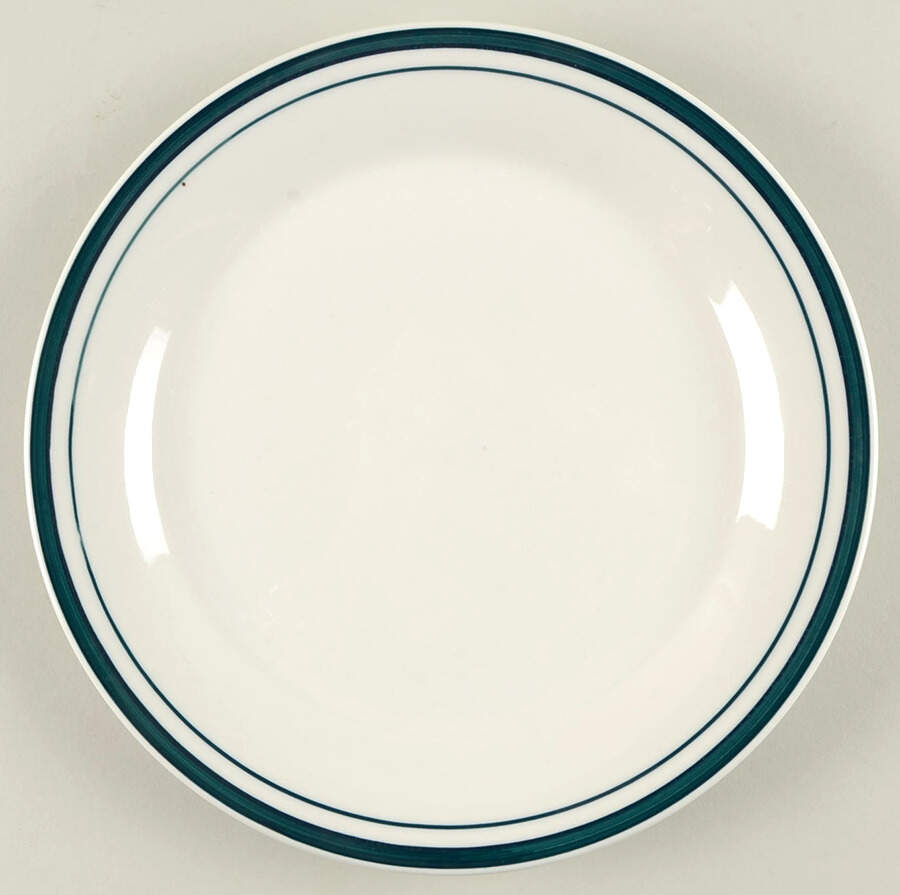 Basic Living II Easton Hunter Green Luncheon Plate by Gibson Designs-1