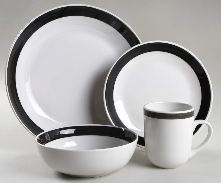 Basic Living III Black 4 Piece Place Setting by Gibson Designs-1