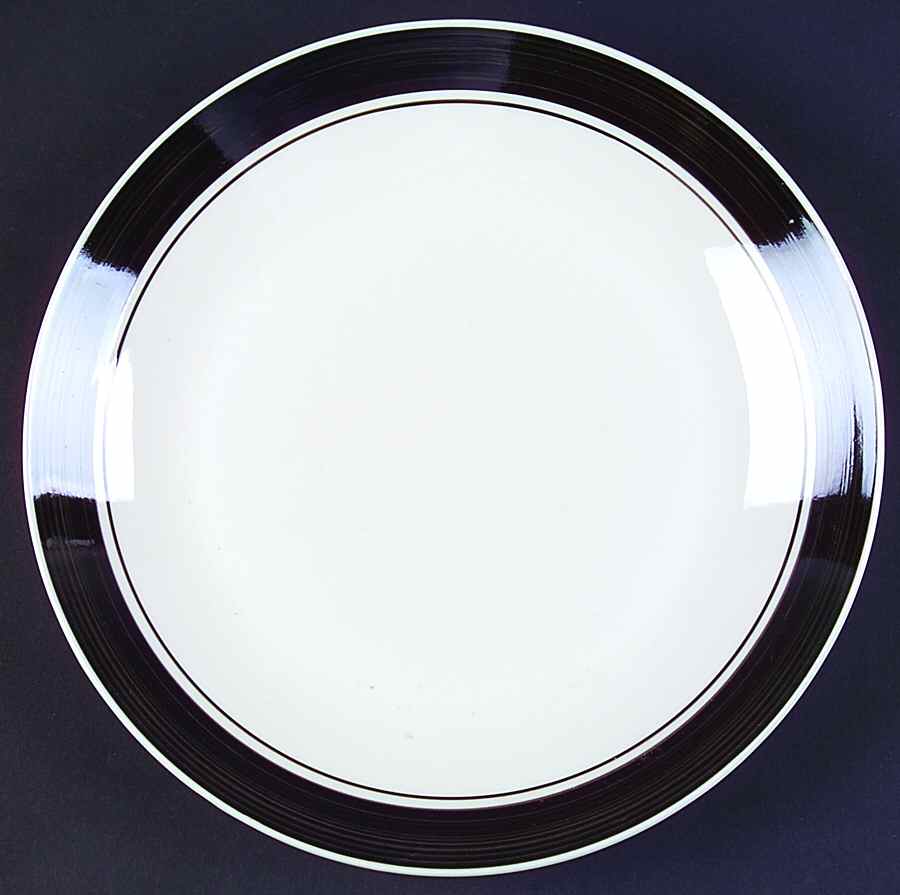 Basic Living VIII Black Dinner Plate by Gibson Designs-1