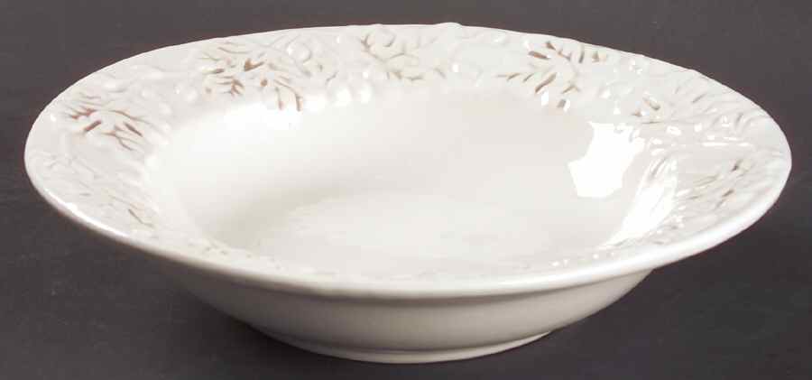 Grand Leaf II Soup/Cereal Bowl by Gibson Designs-1