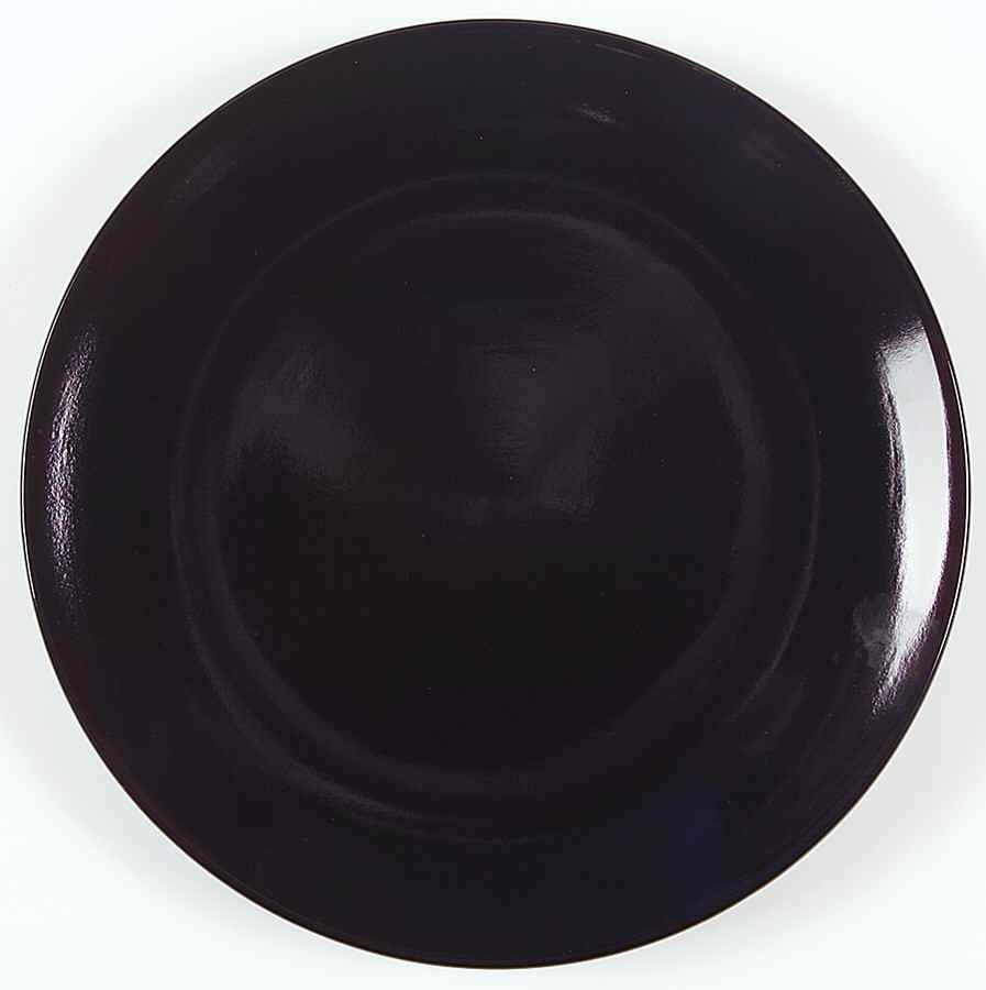 Sensations II Black Dinner Plate by Gibson Designs-1