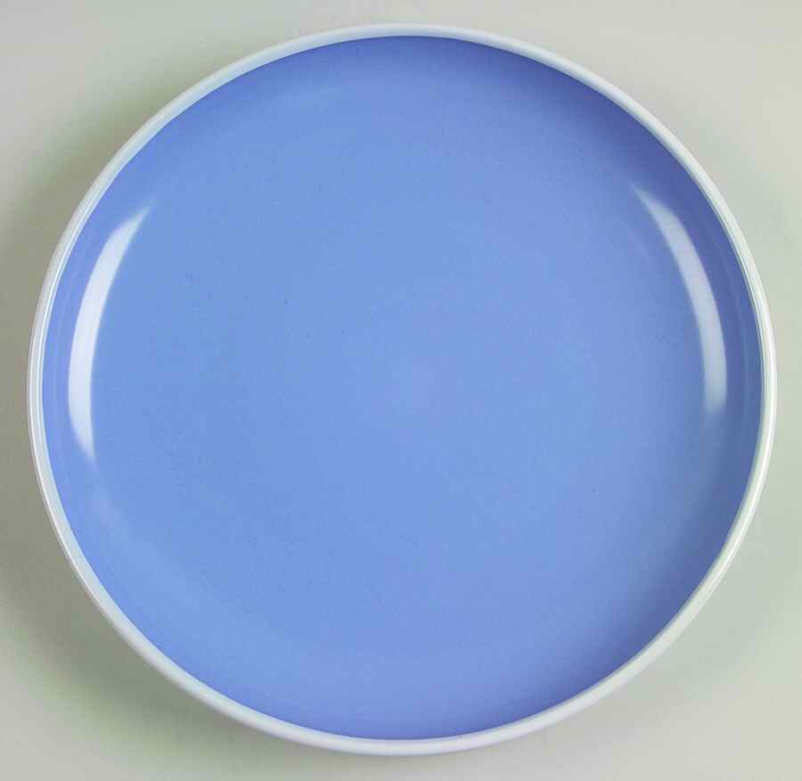 Color Oasis Perwinkle Dinner Plate by Gibson Designs-1
