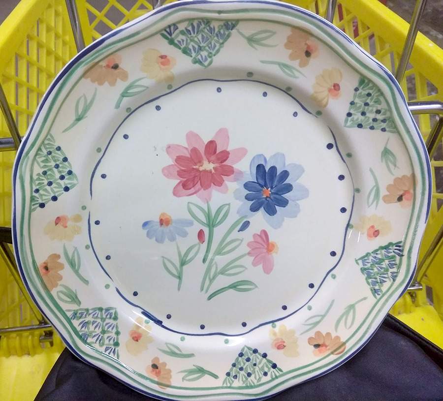 Peasant Cottage Salad/Dessert Plate by Gibson Designs-1