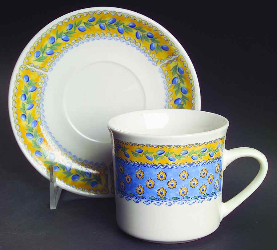 Arlette Flat Cup & Saucer Set by Gibson Designs-1