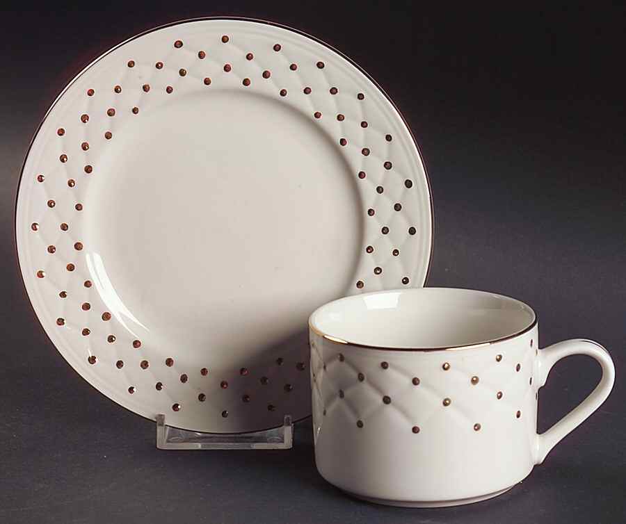 Golden Quilt Flat Cup & Saucer Set by Gibson Designs-1