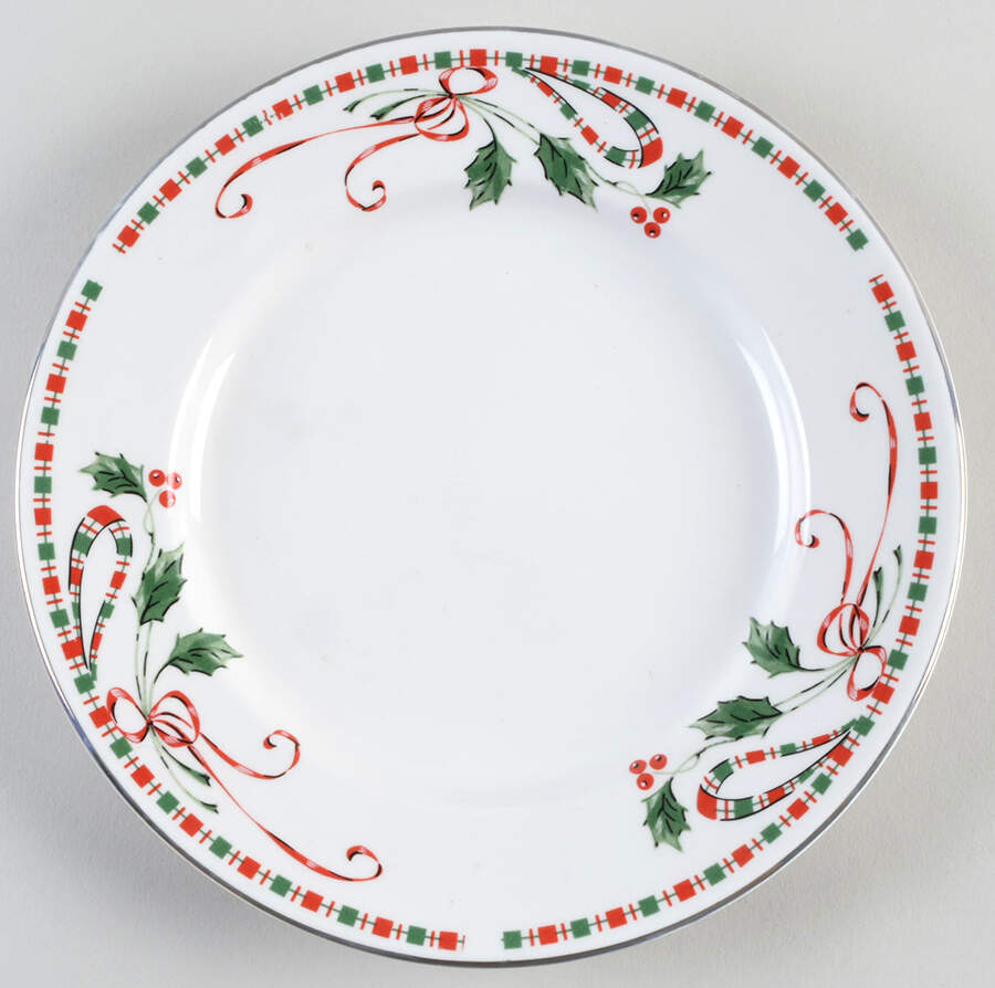 Festive Traditions Luncheon Plate by Gibson Designs-1