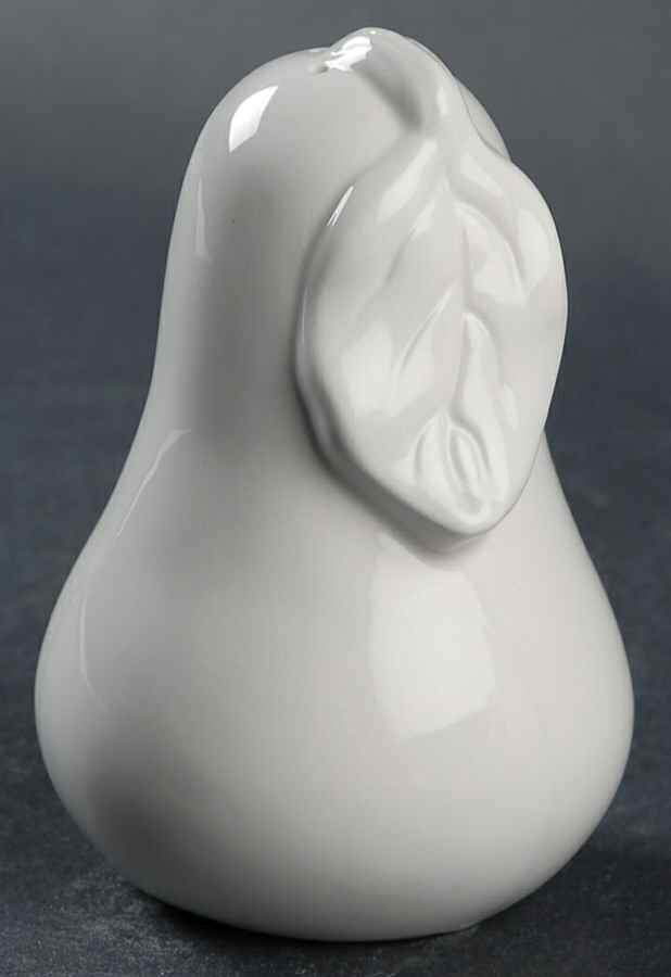 Fruit Figural Pepper Shaker by Gibson Designs-1