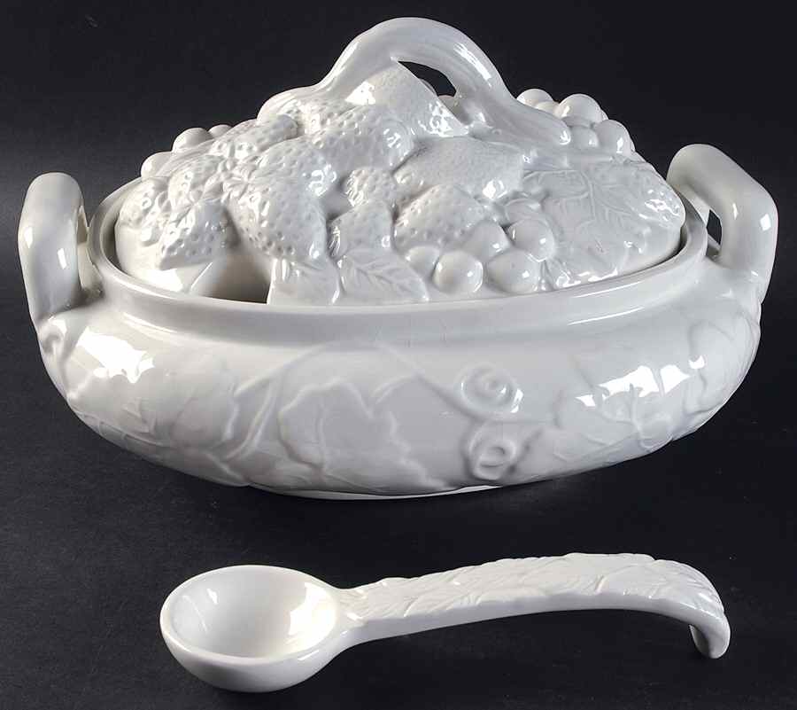 Fruit Tureen & Lid w/Ladle by Gibson Designs-1