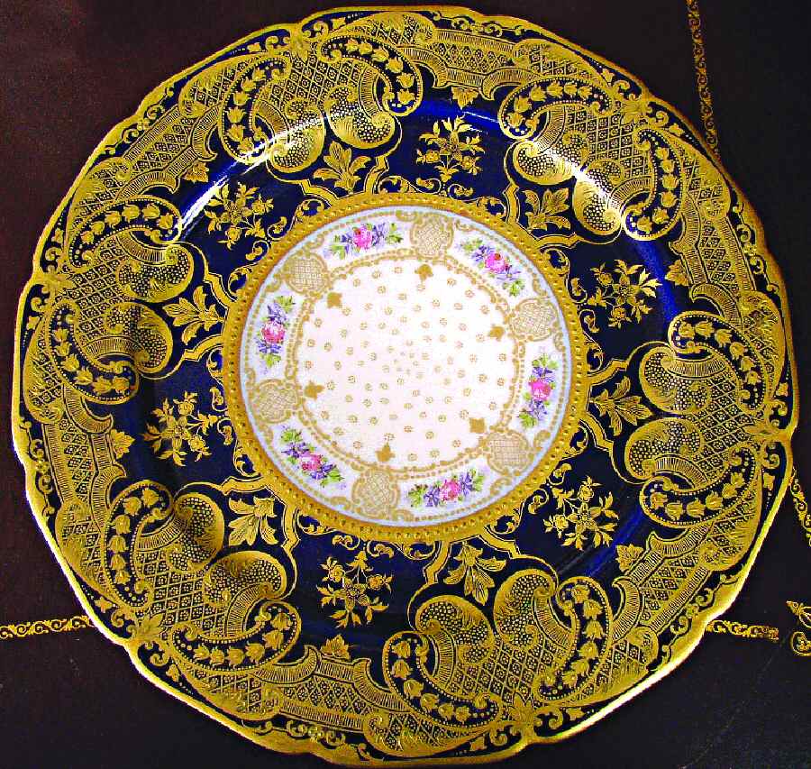 GUE500 Dinner Plate by WM Guerin-1
