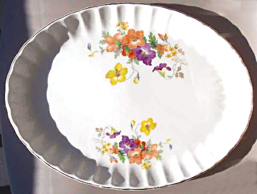 B8718 13" Oval Serving Platter by WS George-1