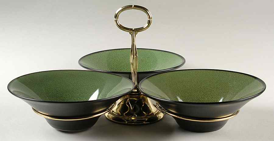 Fusion Wasabi 7" x 12" 3-Part Relish & Metal Stand (CERC) HC by Gabbay-1