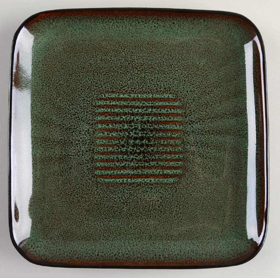 Fusion Wasabi Sake Set Tray by Gabbay-1
