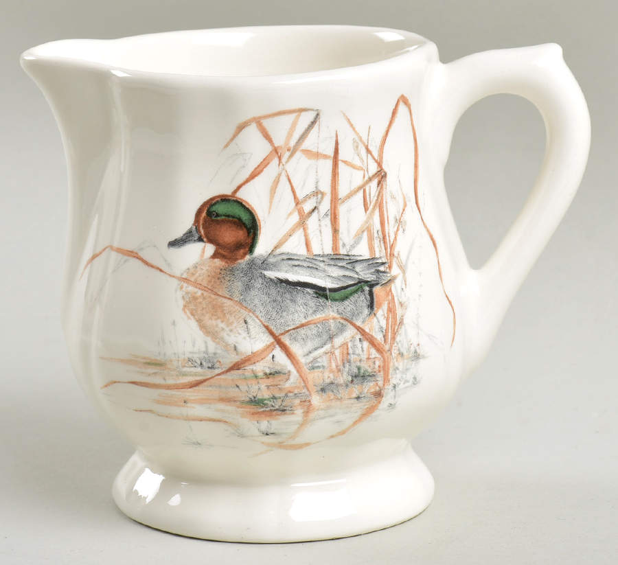 Sologne Creamer by Faiencerie De Gien-1