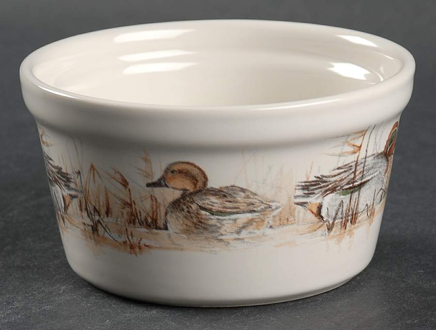 Sologne Ramekin by Faiencerie De Gien-1