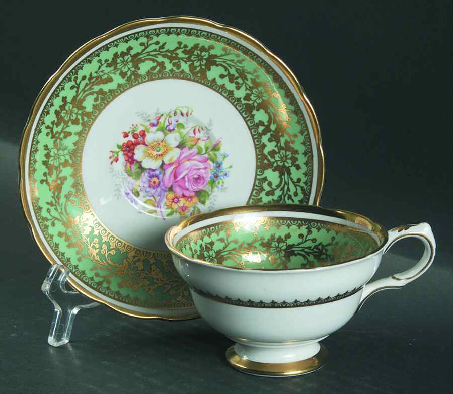 B32 Footed Cup & Saucer Set by Grosvenor-1