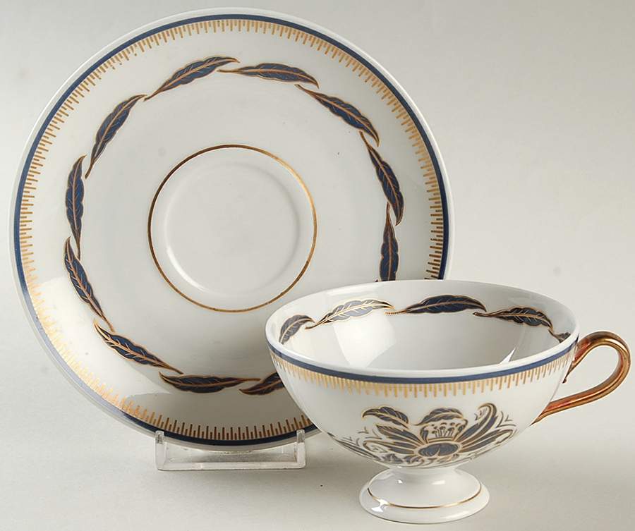 Orchidea Blue Footed Cup & Saucer Set by Ginori 1735-1
