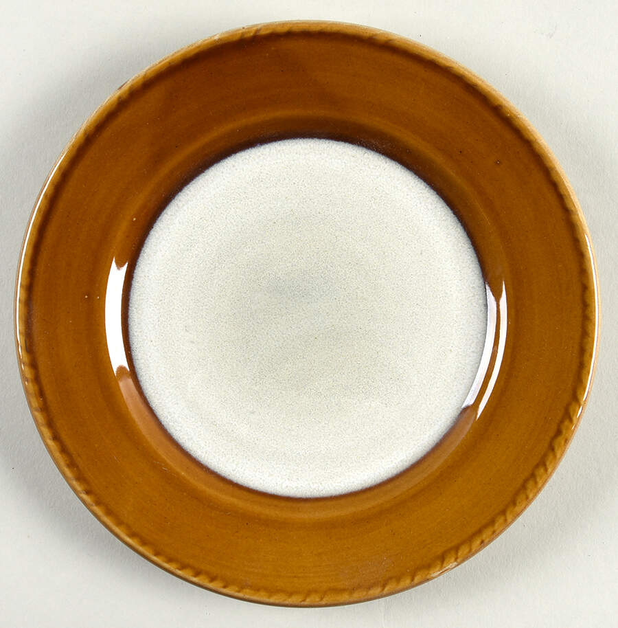 Highland Court Dessert/Pie Plate by Gibson Designs-1