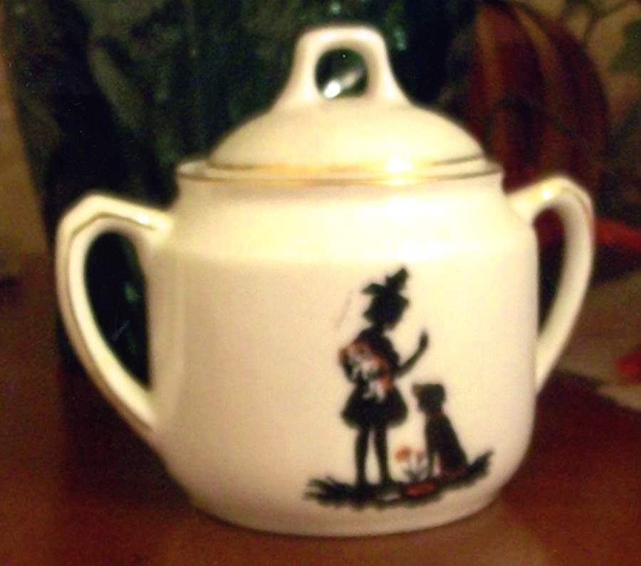 SCG157 Child's Sugar Bowl & Lid by Schirnding-1