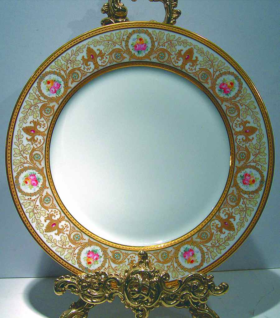 GUE513 Dinner Plate by WM Guerin-1