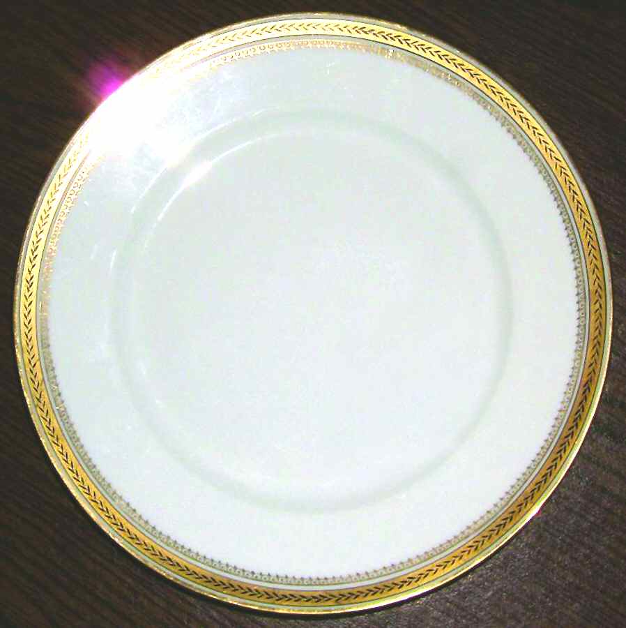 GUE521 Dinner Plate by WM Guerin-1