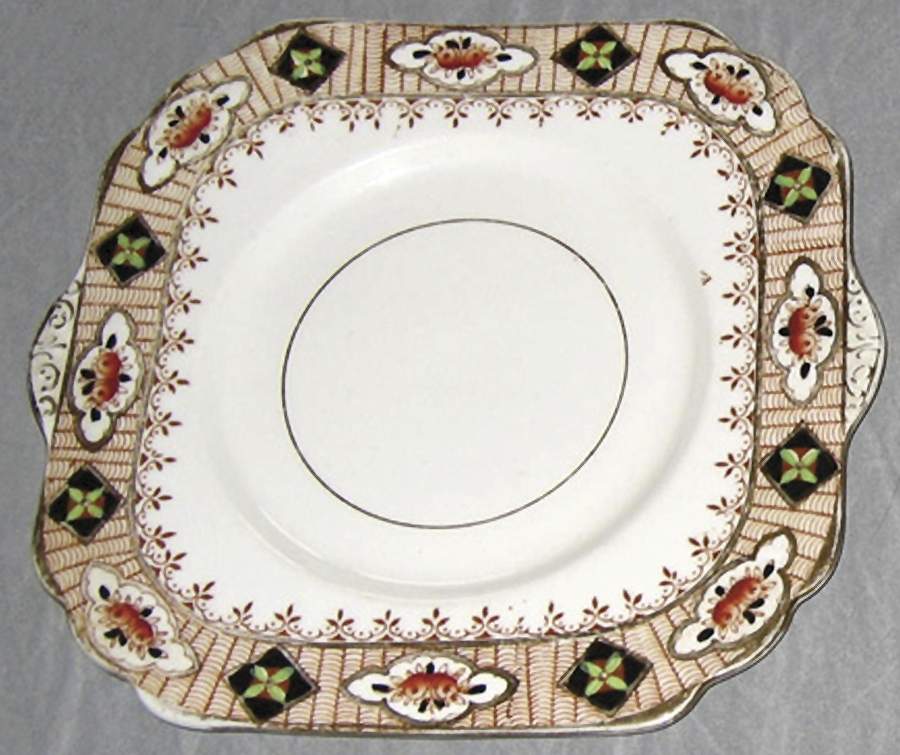 GLD34 Handled Cake Plate by Gladstone-1