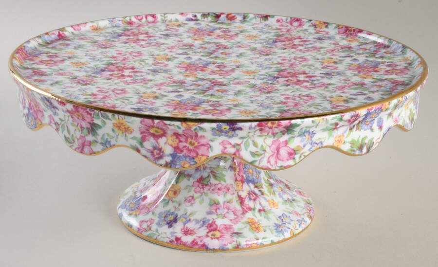 GCC21 Footed Cake Plate by Godinger-1