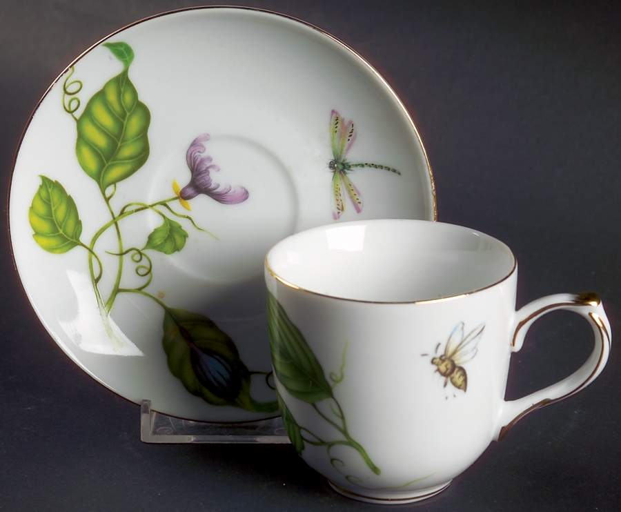 Jardin Flat Cup & Saucer Set by Godinger-1