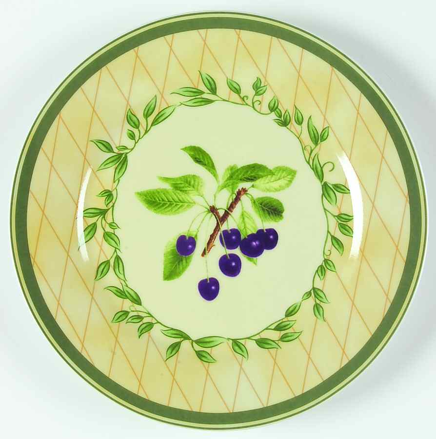 GCC22 Salad Plate by Godinger-1