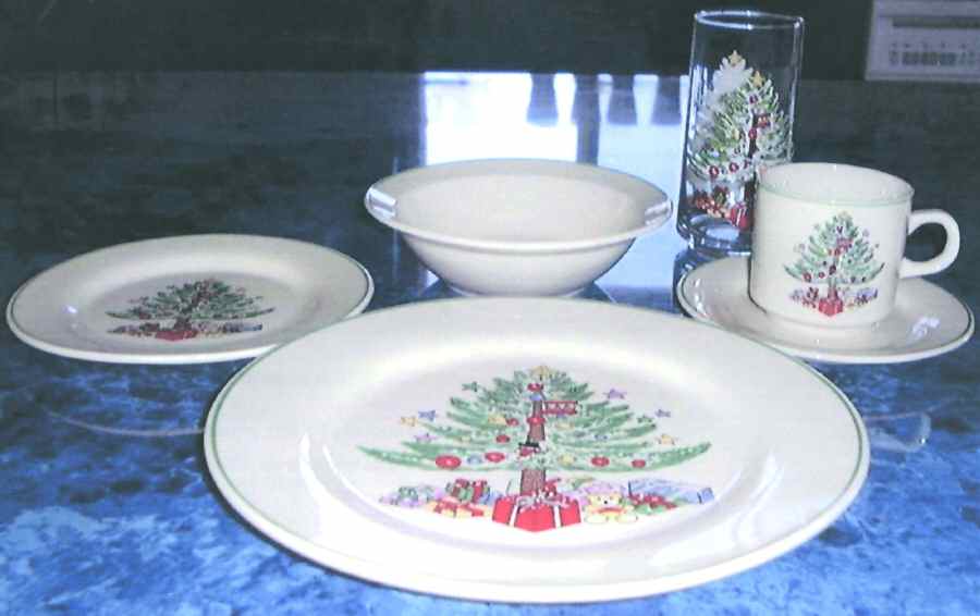 Christmas Tree White(1 8 Band Off Edge) 9" Round Vegetable Bowl by Gibson Designs-1