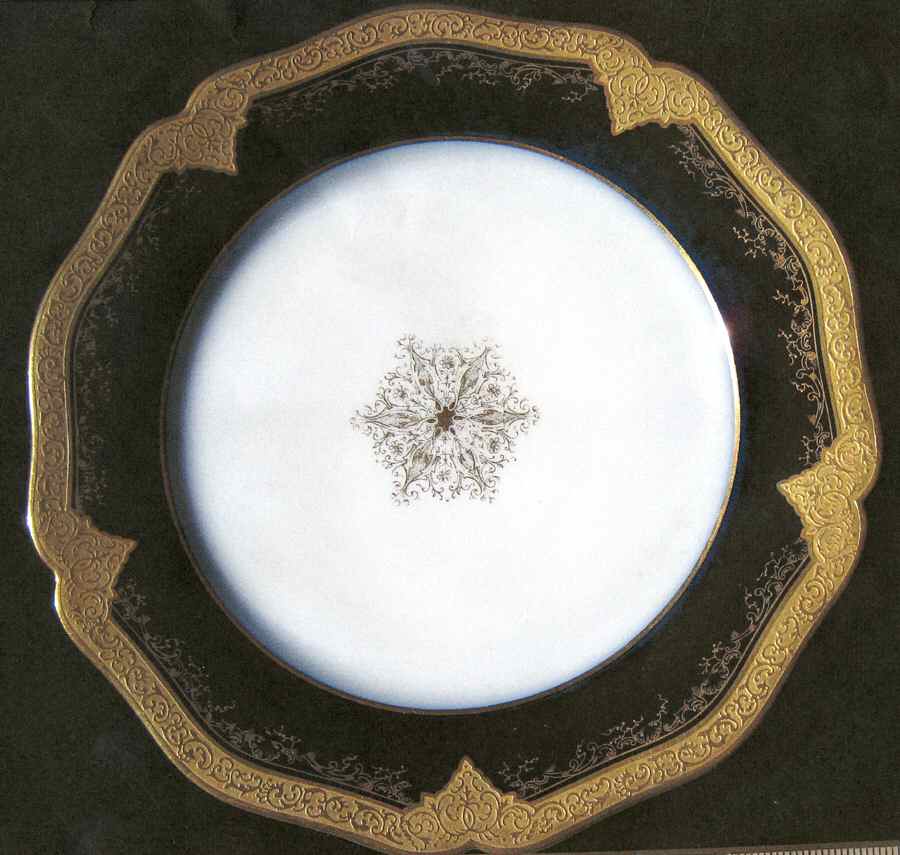 GUE558 Salad Plate by WM Guerin-1