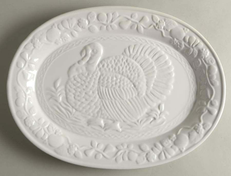 Fruitful 18" Oval Serving Platter by Gibson Designs-1
